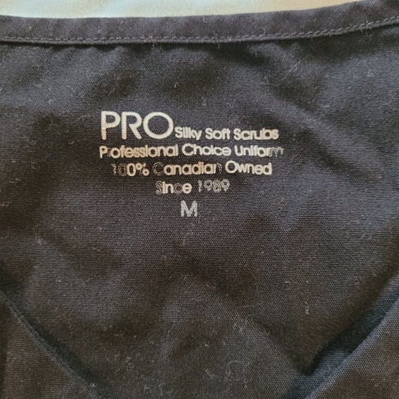 Medium PRO Body Flex Black Spandex Mock Scrub Top - Picture 6 of 8